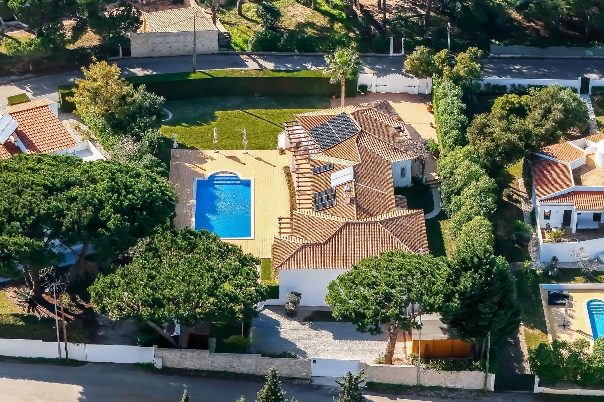Exclusive Villa Toulouse With Pool In Falesia Algarve 阿尔布费拉 外观 照片