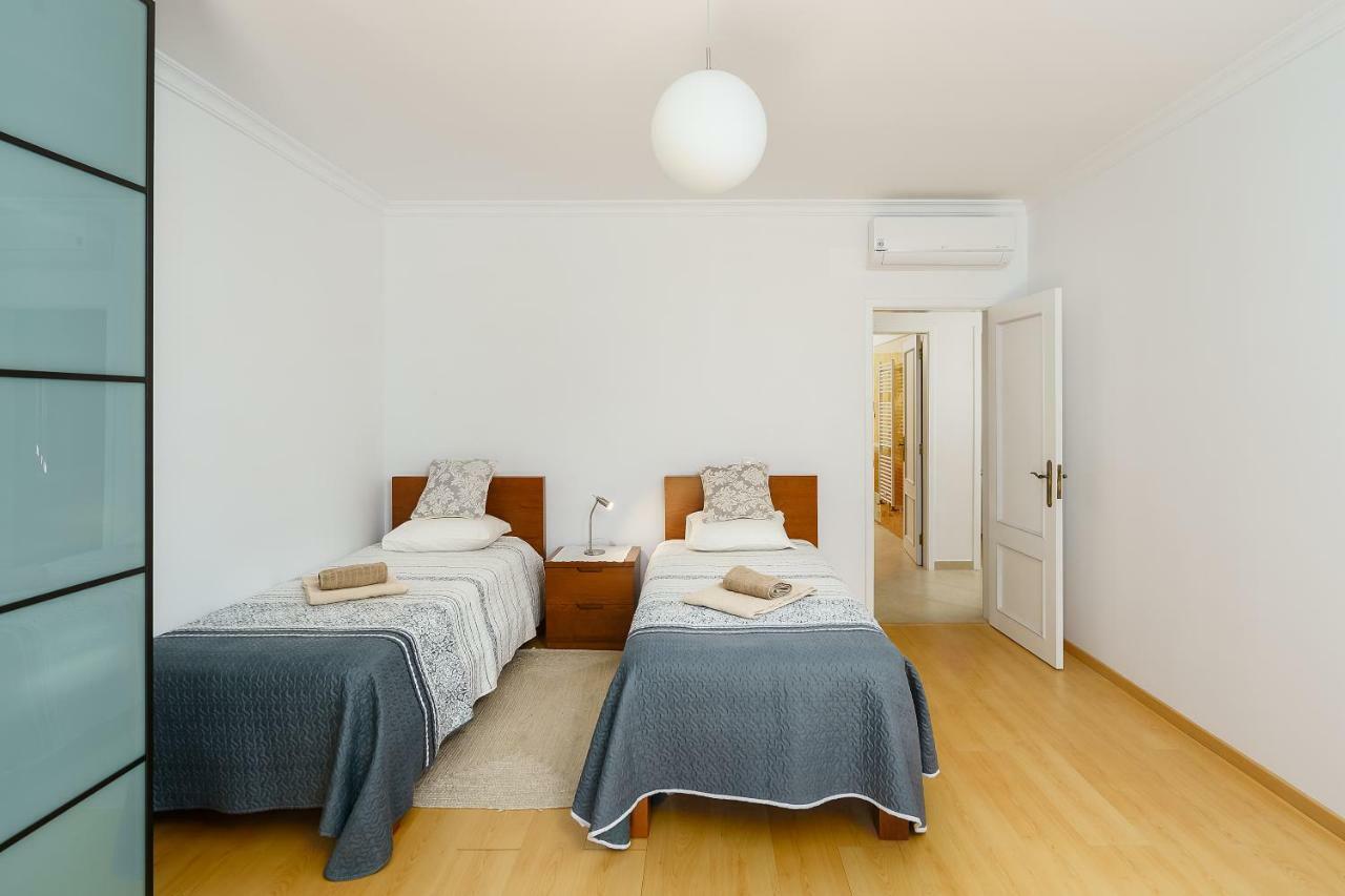 Exclusive Villa Toulouse With Pool In Falesia Algarve 阿尔布费拉 外观 照片