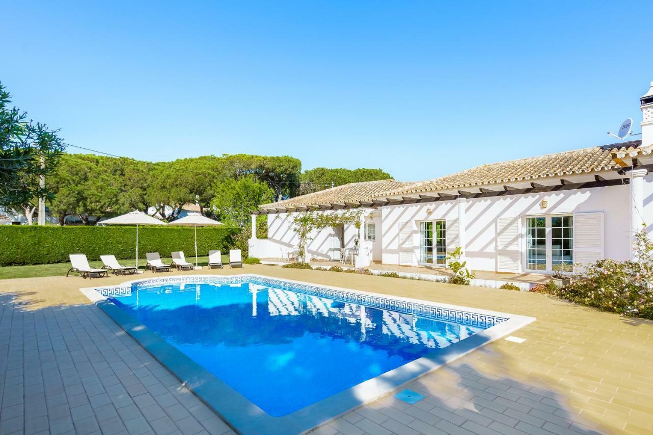Exclusive Villa Toulouse With Pool In Falesia Algarve 阿尔布费拉 外观 照片